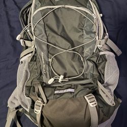 MOUNTAINTOP 40L Hiking Backpack