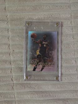 KOBE BRYANT CARD HOLO RARE SILVER FOIL INSERT AUTHENTIC SKYBOX LAKERS JERSEY #8