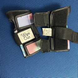 Kids Wipe Out Hand/Wrist Protective Pads 