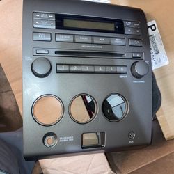Original Stereo For Nissan Titan 