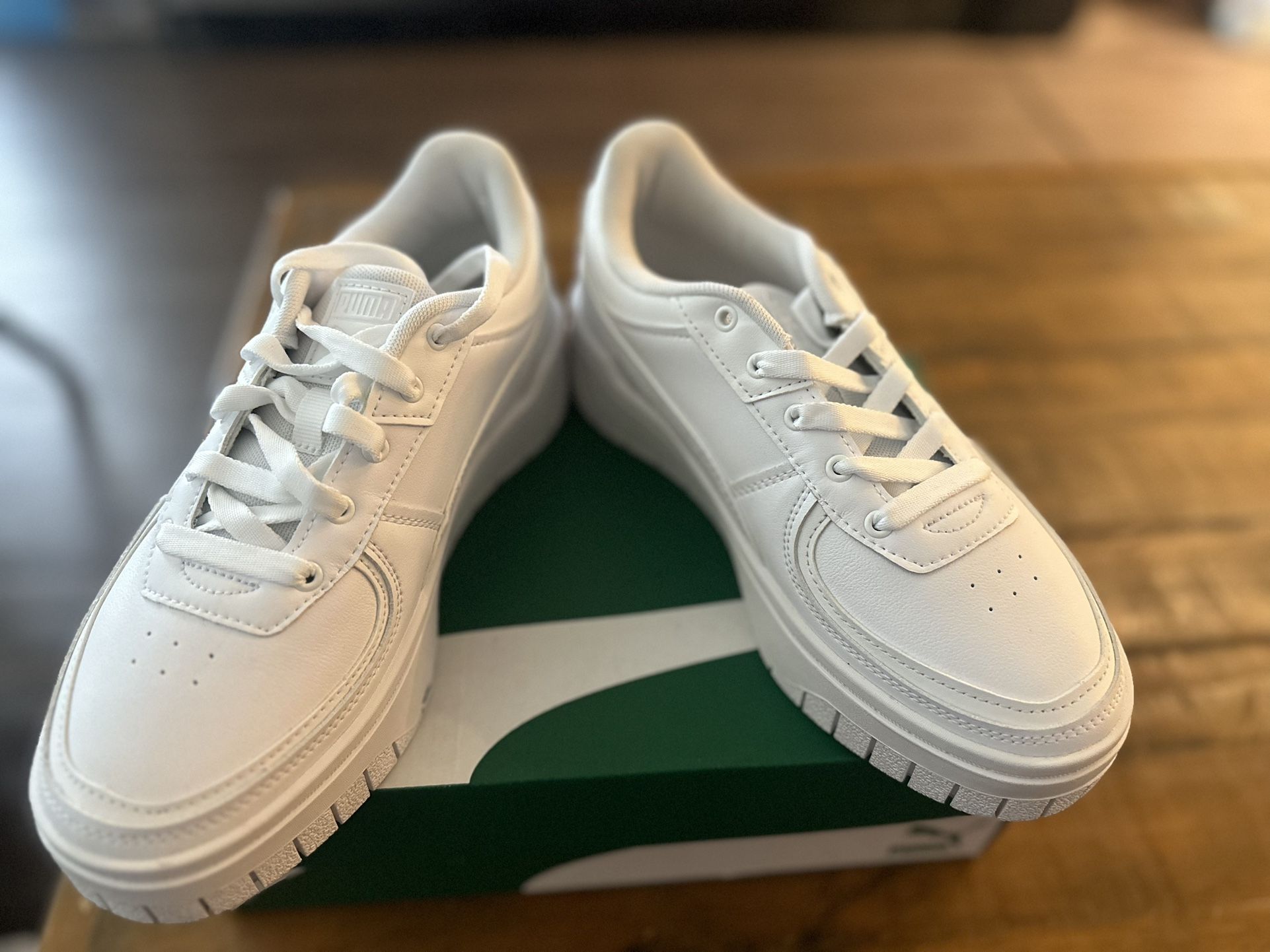 Puma Sneakers
