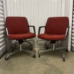 Mid Century Modern Steelcase Knoll Pollack Style Swivel Chair