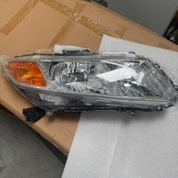 Headlights for  2012-2015 Honda Civic 4Dr Sedan/ or 2012 2013 Honda Civic 2Dr  READ DESCRIPTION  D-13