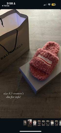 Pink Balenciga Fur slides