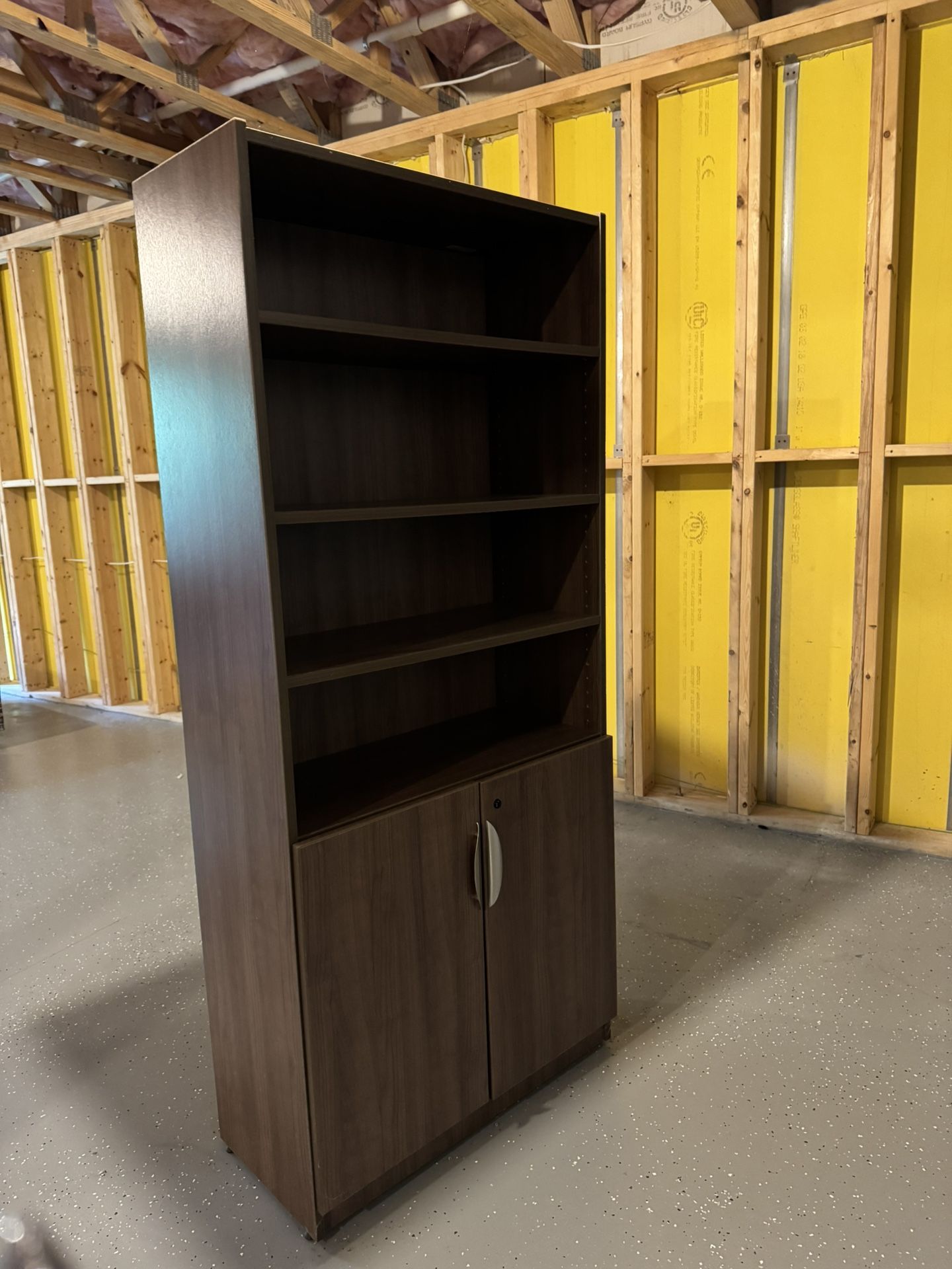 Wooden Office Bookshelf – Excellent Condition