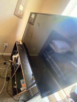TCL 43 inch smart tv **serious buyers only
