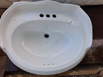 Sink for pedestal