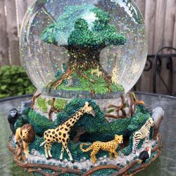 Disneys Rare Musical Water Globe The Circle Of Life 
