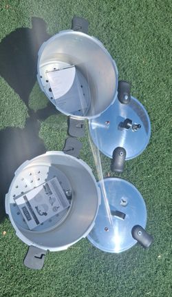 Pressure Canner 22-Quart Capacity Pressure Cooker Built-in Pressure Gauge with (1) Rack, Aluminum Polished
Used like new