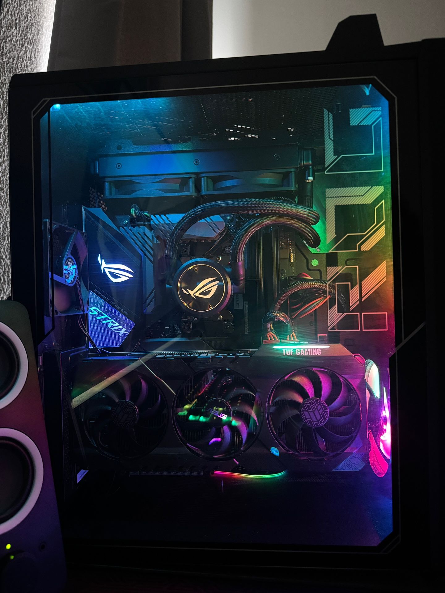 High-End Gaming PC Setup + Accessories (RTX 3080, Ryzen 9 5900X, LG 32” Monitor, Logitech Racing Whe