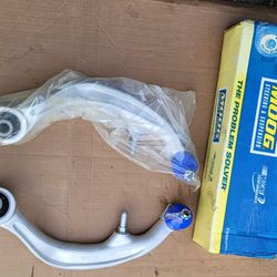 Left and Right Front Lower Control Arm (MOOG) 