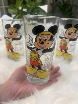 3 16 oz Walt Disney Mickey Mouse Glassess
