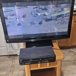 PANASONIC TC-P42C2 42 INCH 720P PLASMA HDTV