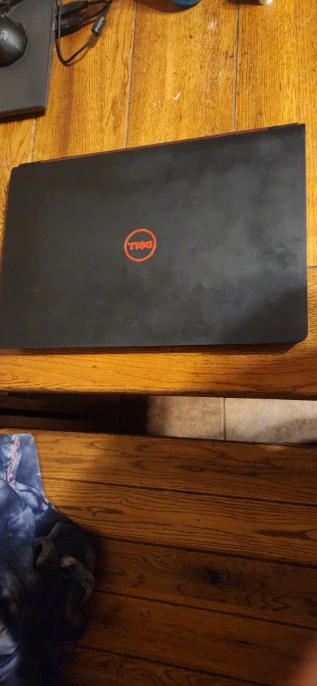 Dell Gaming Laptop W/ Carrying Case