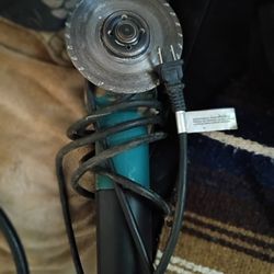 Makita Grinder