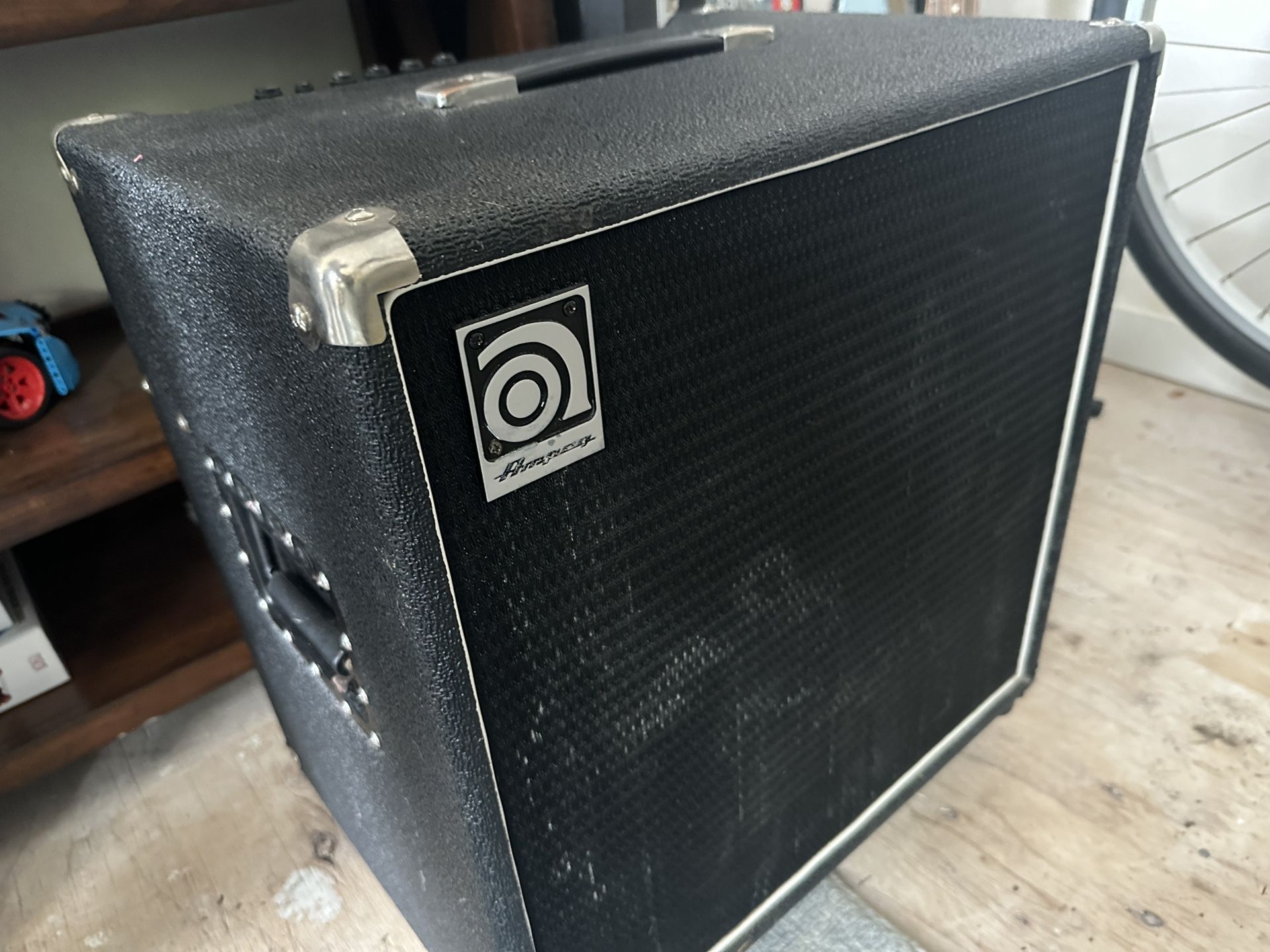 AMPEG Bass amp BA115-HA