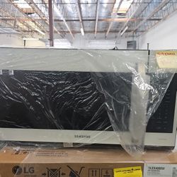 Samsung Bespoke SmartThings Over-the-Range Microwave 