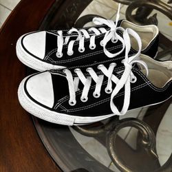 Women’s Converse 