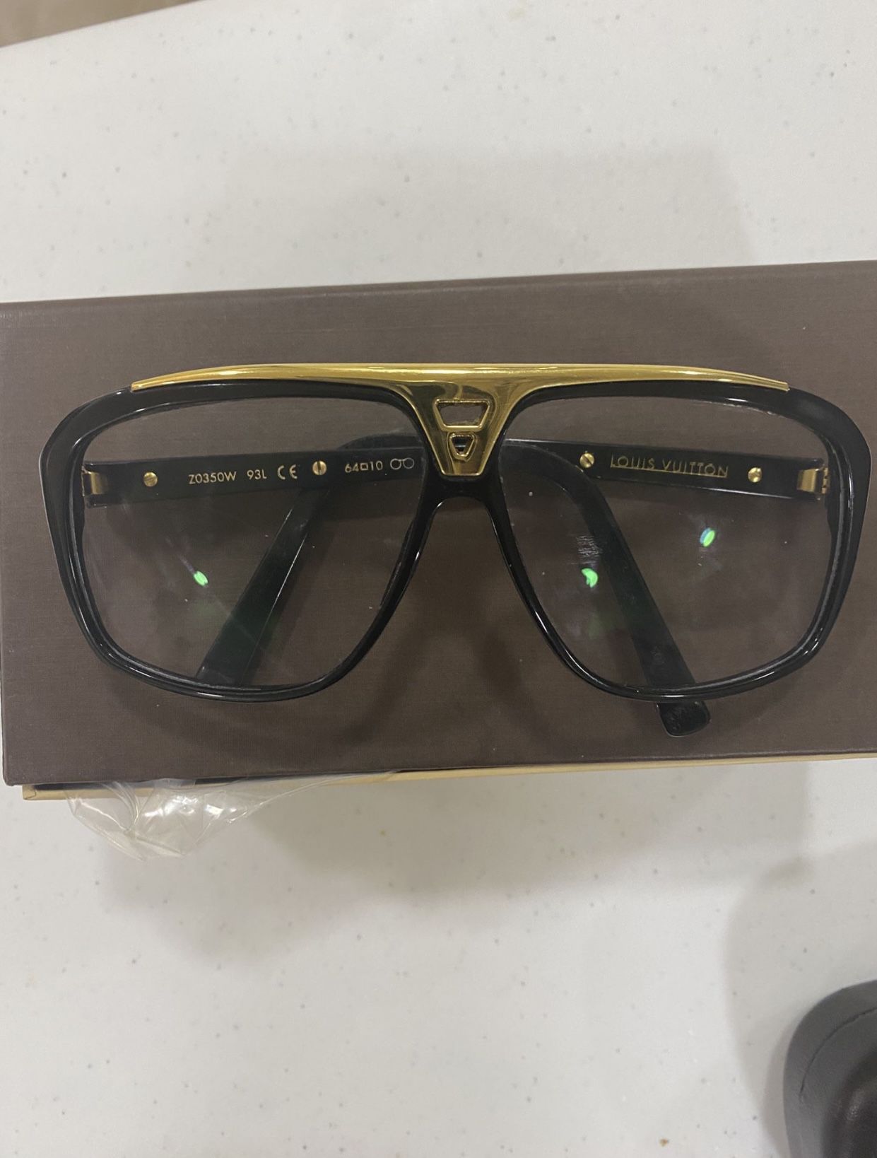 LV Square Sun Glasses Black Frame Two Tone Black Lens - Z0350 W