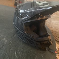 the Fox Racing V1 Illmatik Helmet