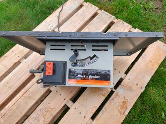 Black & Decker Table Saw