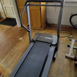 Pro-form Space Saver Treadmill. Free this weekend. Needs Work.