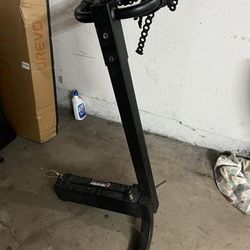 Yakima bike Rack, FullSwing, Fits 4 Bikes