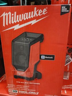 Milwaukee New Speaker Bluetooth 18M