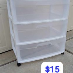 Big Storage Plastic With Wheels Pickup Only Close To 45s And Fuqua St 77075