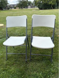 Folding Chairs (2)