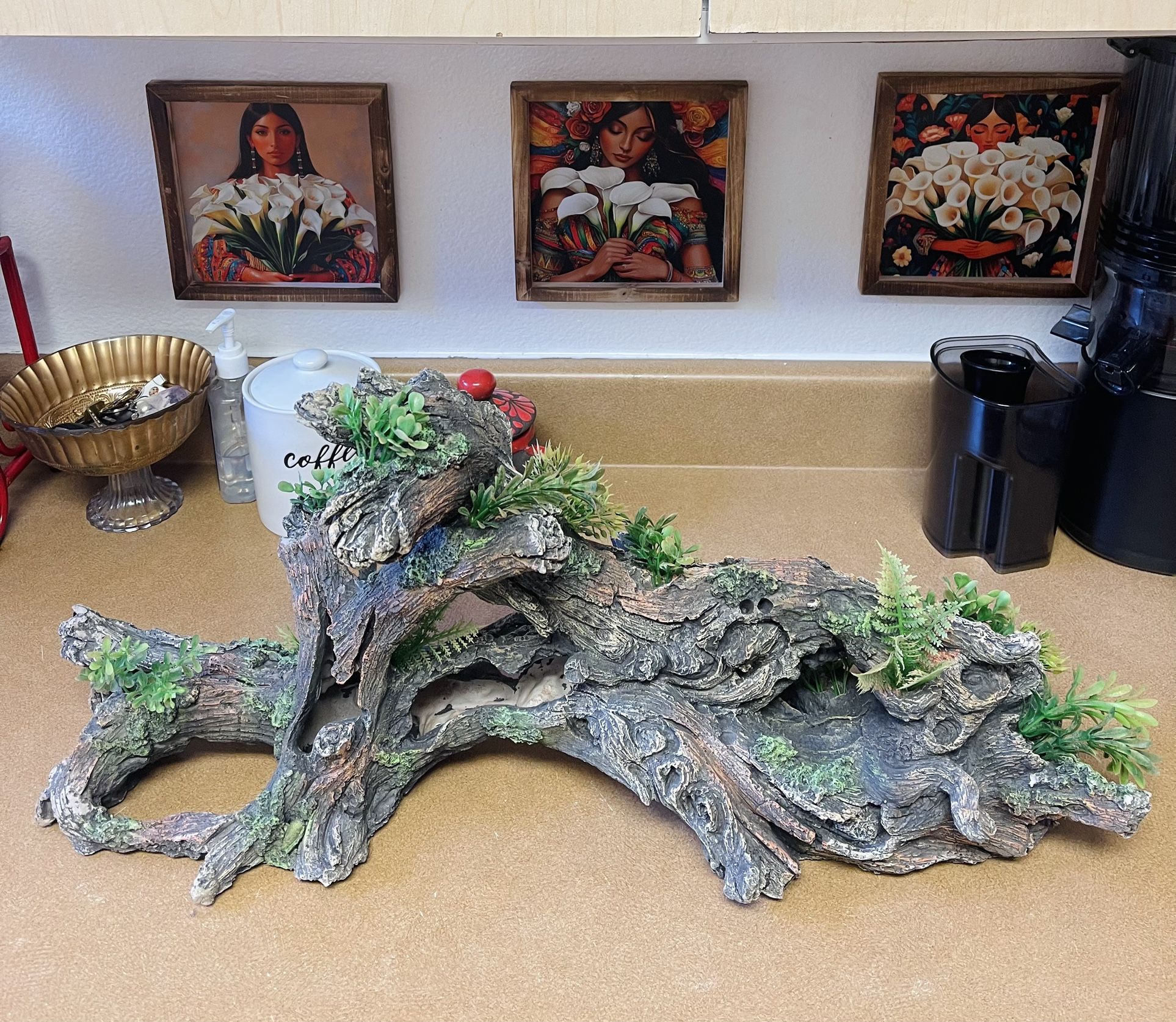 Fish Tank Decor