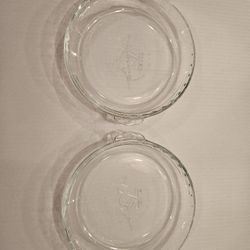 Vintage Pyrex  Pie Plates