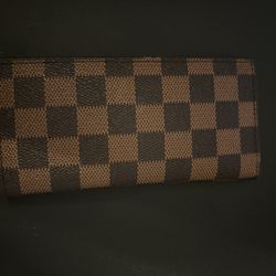 Louie Wallet 
