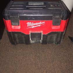 Milwaukee Vacuum