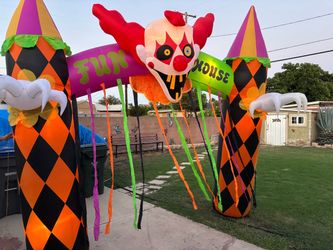 Clown Archway Inflatable