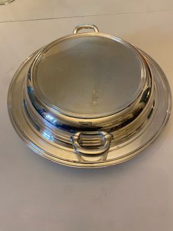 Vintage 12” Round Silver-Plated Covered Entree/Vegetable Serving Dish