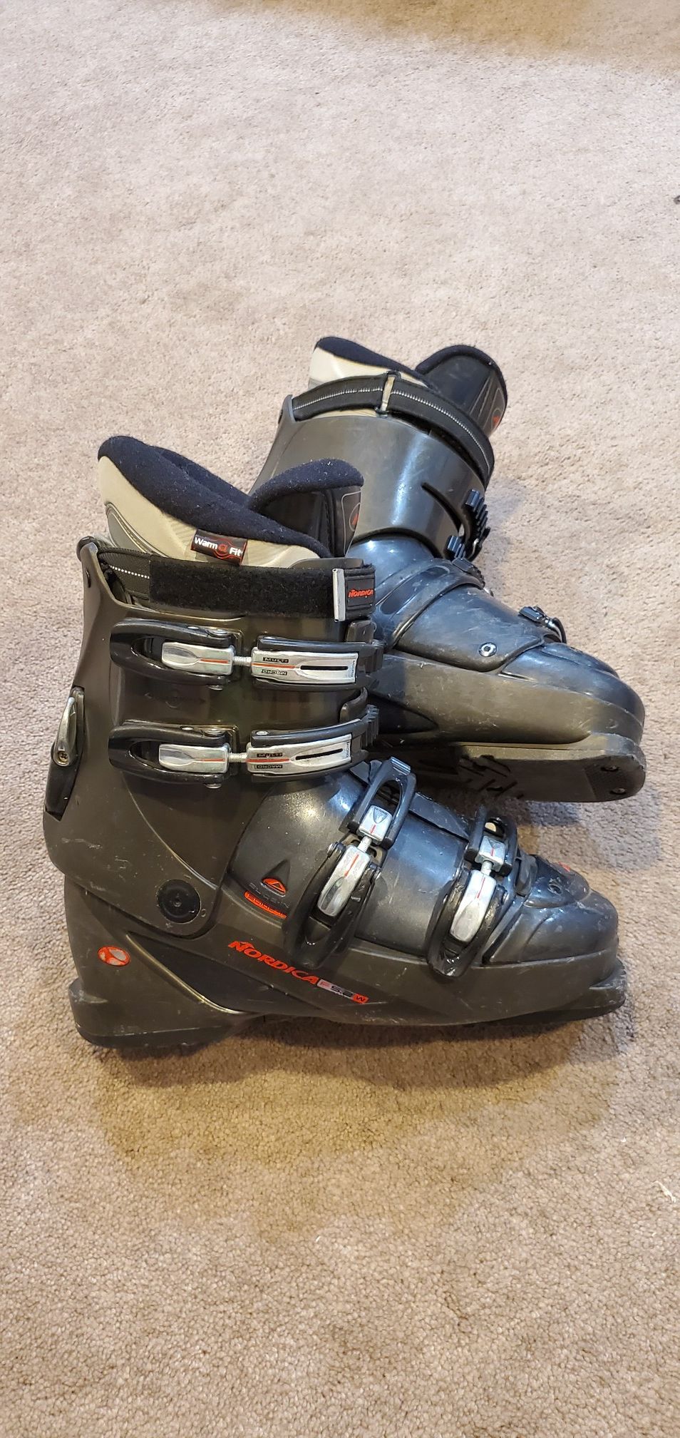 Women's Ski Boots