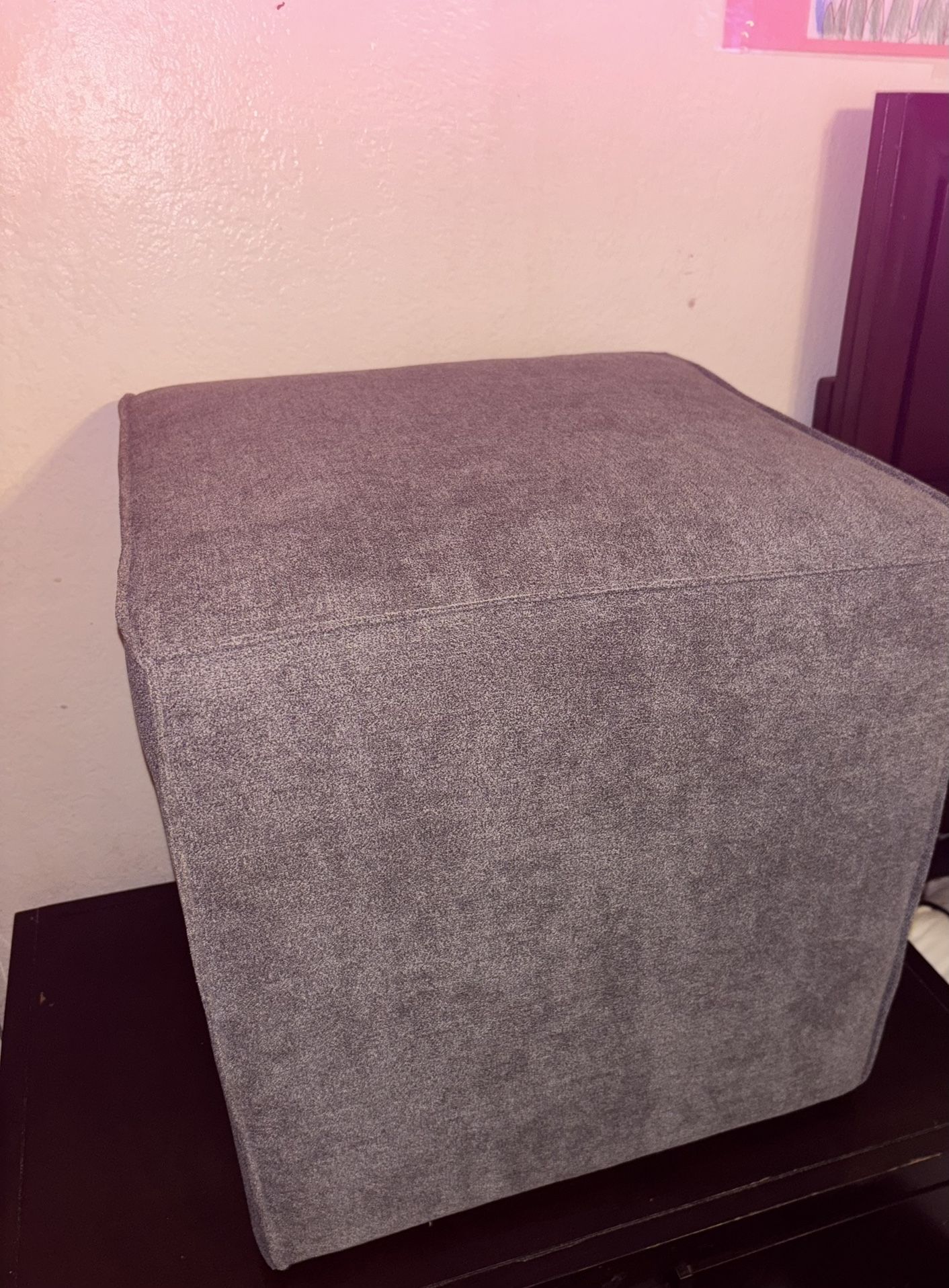 25Home Cube Ottoman -gray