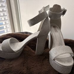Silver Glitter high Heels 