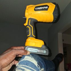 Portable Leaf Blower