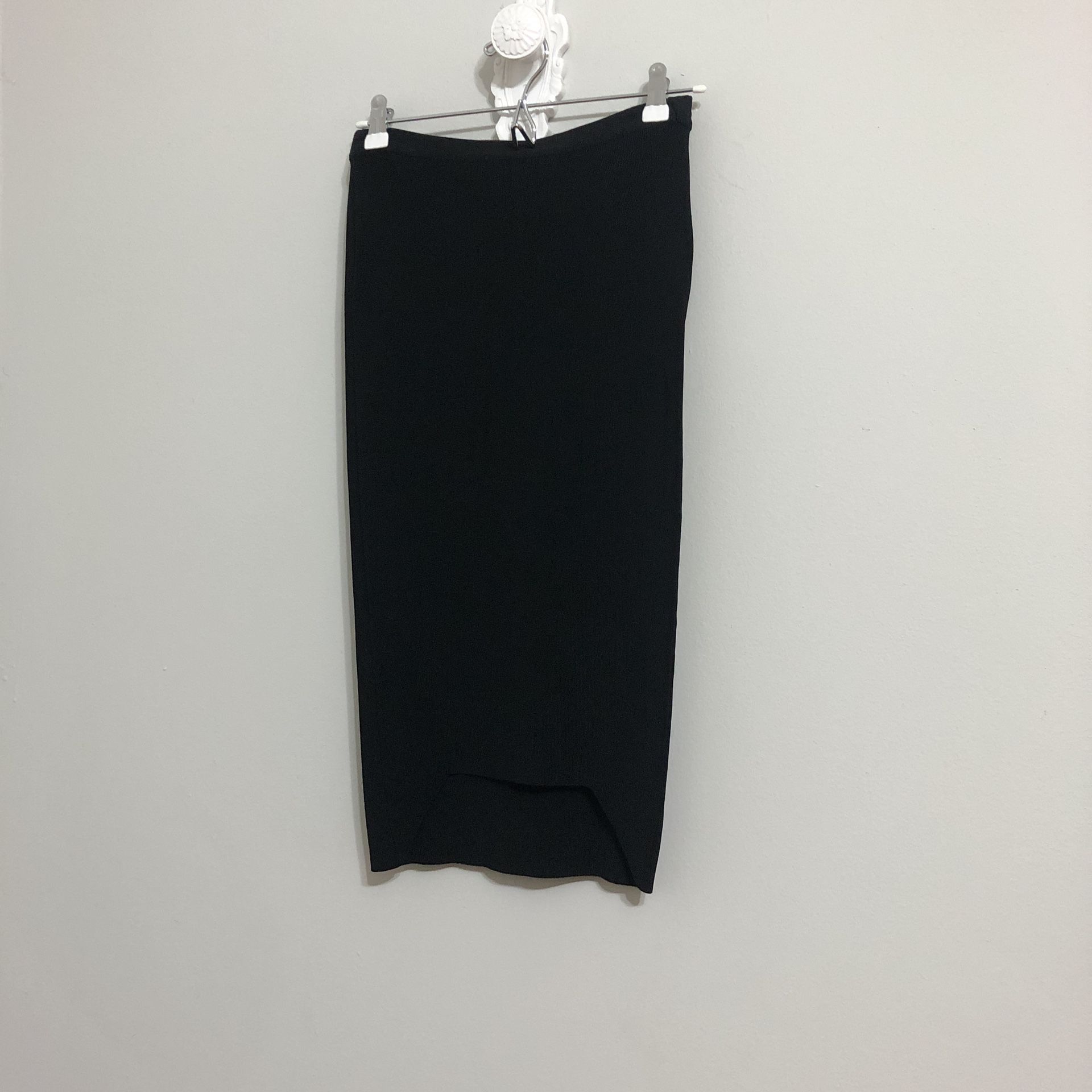 H&M knit black pencil skirt