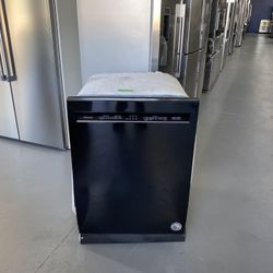 KitchenAid 24 Black Built-In Dishwasher - KDFE104HBL