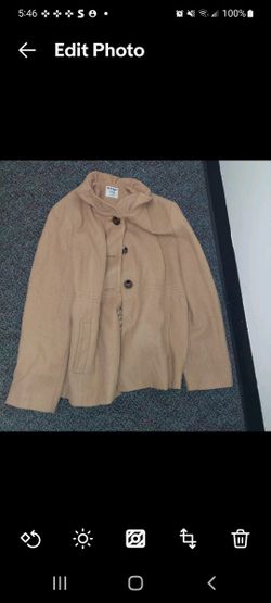 Old Navy Ruffle Collar Coat Size XL