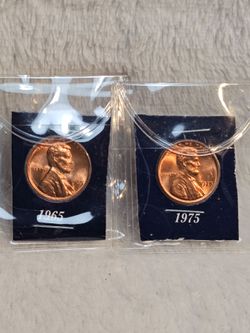 #755 Lot of 2 coins