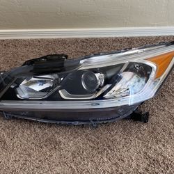 Factory OEM 2016-2017 Honda Accord Left Driver Side Halogen Headlight 