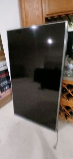 Free Tv LG  parts  screen broke