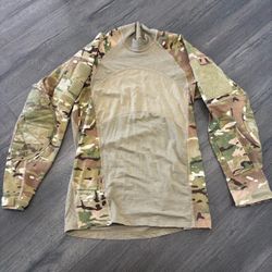 Flame Resistant US Army Combat Shirt Size Large OCP Multicam ACS Advanced FR