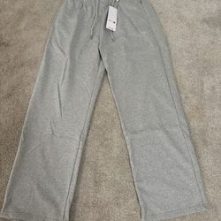 Alo Loose Fit Pants Size Medium/Large