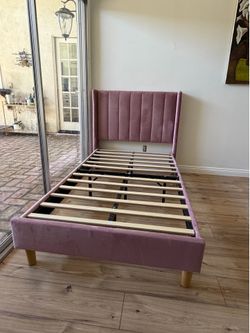 Twin Pink Bed