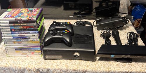 Microsoft Xbox 360 S Slim 1439 Console Kinect 2 OEM Controllers 16 Games Tested